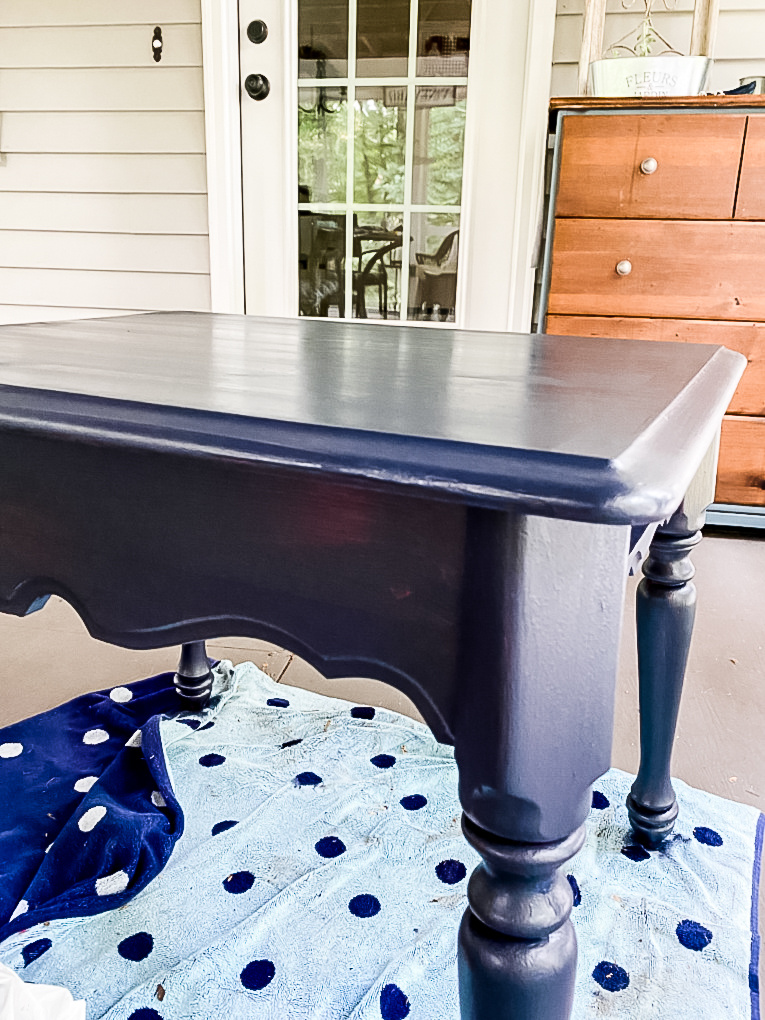 An Easy Side Table Makeover With Fusion Mineral Paint - My Family Thyme